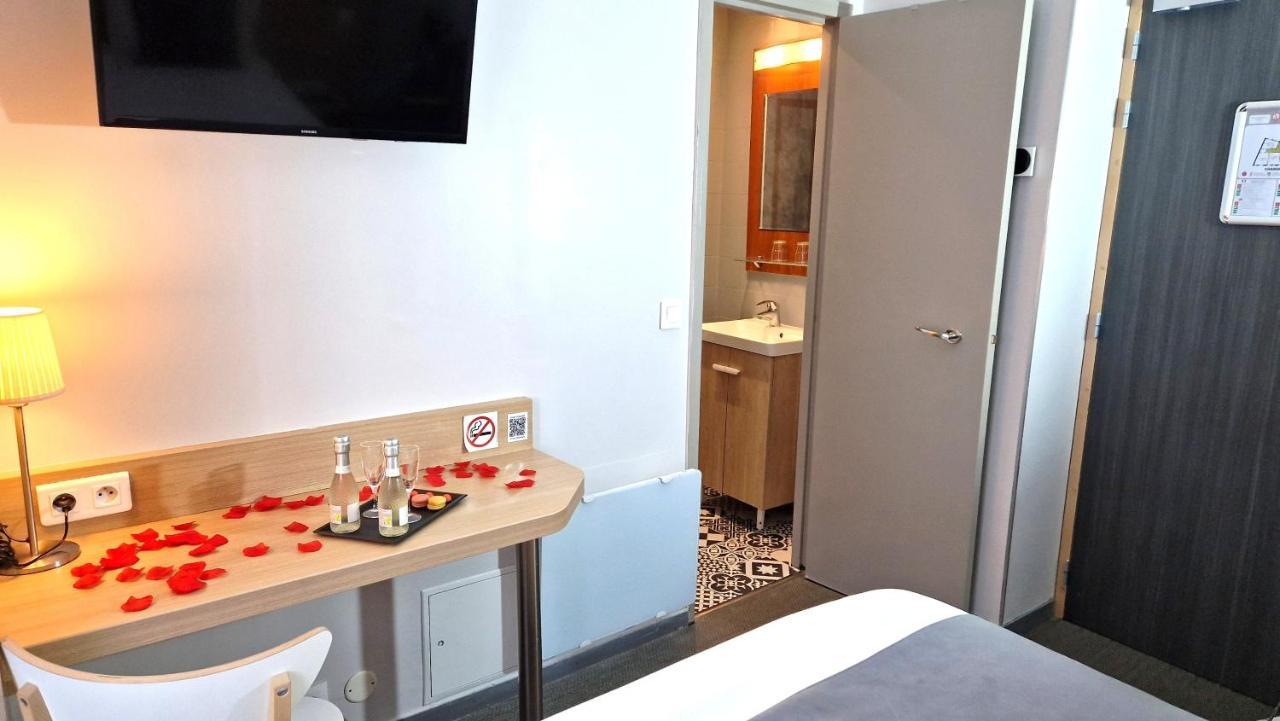 Hotel Paris Villette Luaran gambar